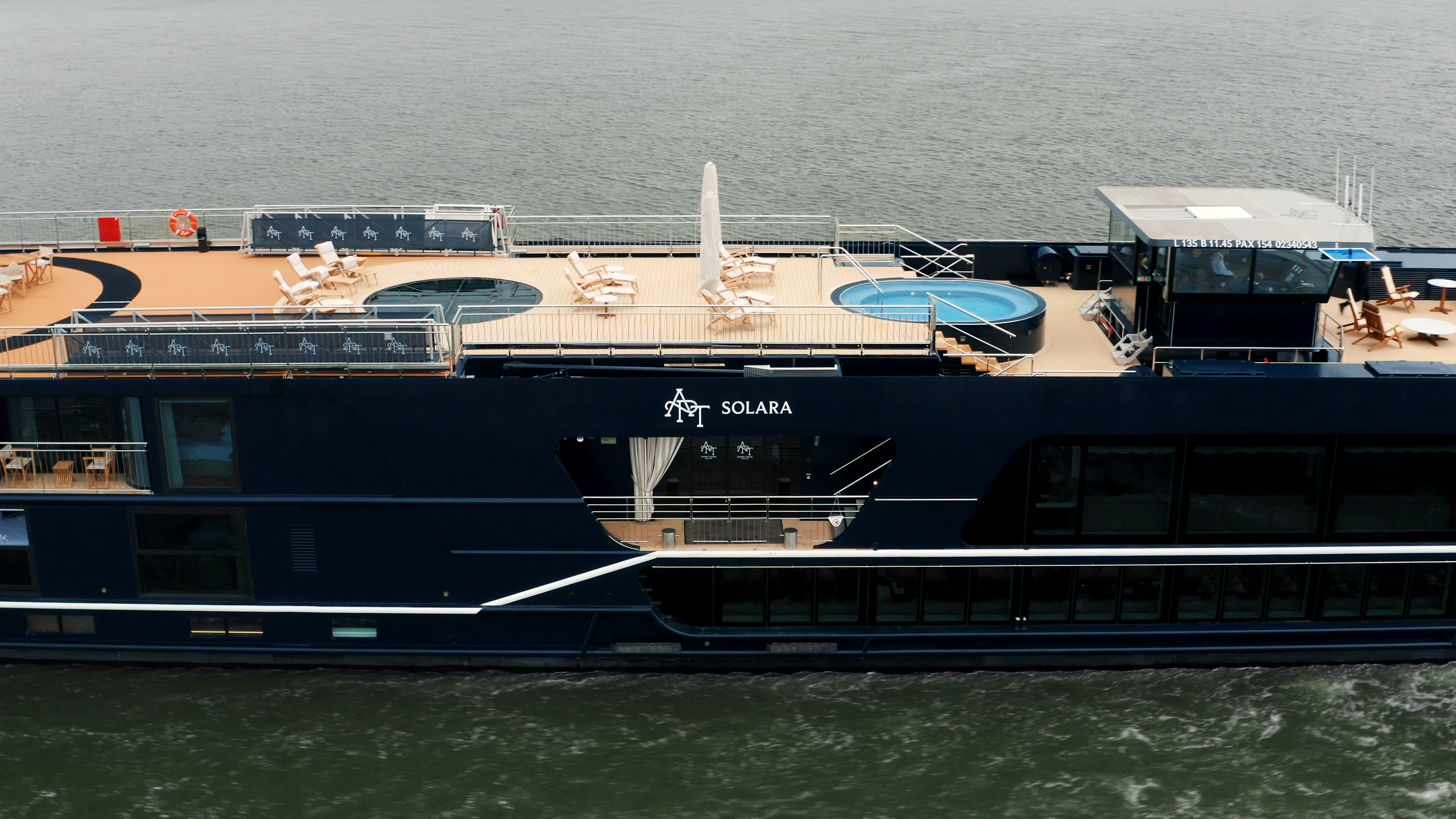 APT Solara - Swimming pool